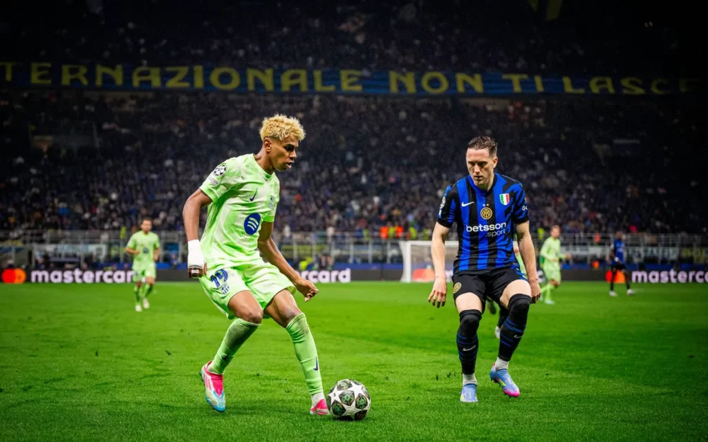 Winger muda Barcelona, Lamine Yamal, melalui akun Instagram pribadinya menyampaikan pesan penuh semangat kepada para suporter. (cr/FC Barcelona)