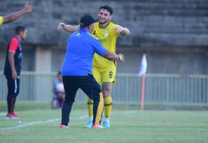Gelandang serang Barito Putera, Lucas Morelatto, menunjukkan optimisme tinggi jelang lawatan ke Bandung. Ia bahkan dengan yakin menyatakan bahwa timnya mampu memberikan kekalahan bagi Persib yang baru saja memastikan gelar juara. (cr/x.com)