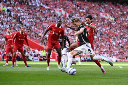 Pertandingan seru tersaji di Anfield pada Minggu (11/5) malam WIB, ketika juara Liga Primer Inggris, Liverpool, ditahan imbang 2-2 oleh Arsenal dalam laga yang penuh drama. (cr/Arsenal)