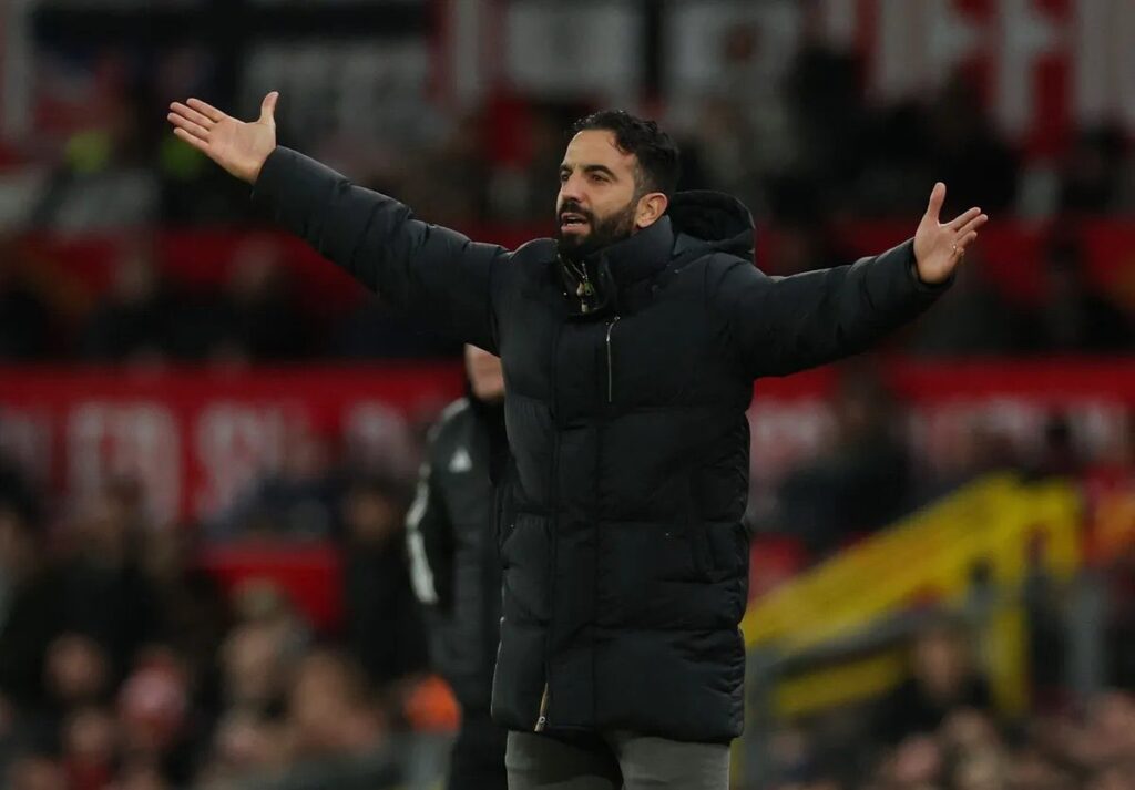 Manajer Manchester United, Ruben Amorim, menegaskan tidak akan mengambil risiko dengan kebugaran para pemain intinya dalam laga lanjutan Liga Primer Inggris melawan Brentford pada Minggu (4/5) malam WIB. (cr/x.com)