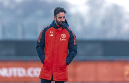 Manajer Ruben Amorim dikabarkan siap menerima "kehinaan" finis di posisi terendah liga dalam 50 tahun terakhir demi mempercepat rebuild ambisiusnya di Old Trafford. (cr/x.com)