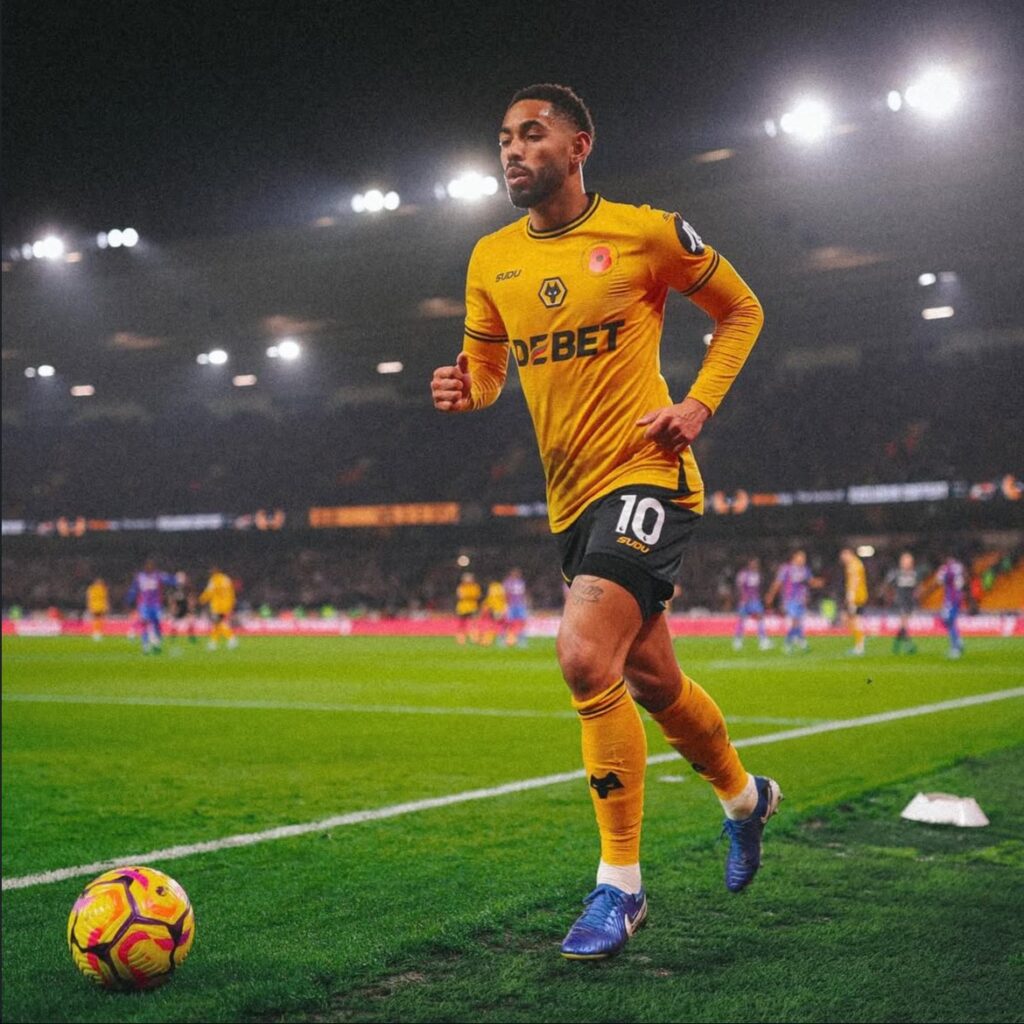 Rencana Manchester United untuk mendatangkan penyerang Wolverhampton Wanderers, Matheus Cunha, dengan biaya transfer 62,5 juta poundsterling pada bursa transfer musim panas ini mendapat dukungan dari mantan bek The Red Devils, Paul Parker. (cr/x.com@CounterPressers)