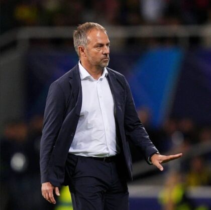 Pelatih FC Barcelona, Hansi Flick, menyatakan timnya wajib meraih kemenangan pada laga leg kedua semifinal Liga Champions melawan Inter Milan di Milan. (cr/X.com)