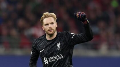 Masa depan Caoimhin Kelleher di Liverpool menjadi sorotan setelah pelatih tim nasional Republik Irlandia, Heimir Hallgrimsson, menyarankan sang kiper untuk mencari klub baru demi mendapatkan menit bermain yang lebih banyak. (cr/x.com)