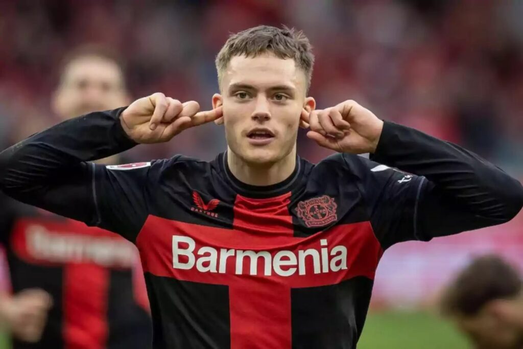 Persaingan sengit untuk mendapatkan tanda tangan gelandang serang Bayer Leverkusen, Florian Wirtz, semakin memanas. (cr/x.com)