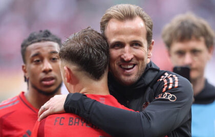 RB Leipzig secara dramatis menggagalkan pesta juara Bayern Munich setelah mencetak gol pada menit kelima injury time, memaksa hasil imbang 3-3 di Red Bull Arena, Sabtu (3/5) waktu setempat. (cr/x.com)