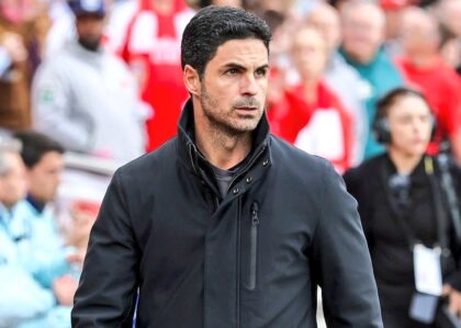 Sebuah pemandangan menarik akan tersaji di Anfield pada Minggu sore WIB saat para pemain Arsenal akan berbaris memberikan guard of honour kepada sang juara Liga Primer Inggris musim ini, Liverpool. (cr/x.com)