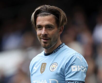 Masa depan pemain sayap Manchester City, Jack Grealish, menjadi teka-teki usai dirinya tak dimainkan dalam laga final Piala FA melawan Crystal Palace. (cr/x.com)