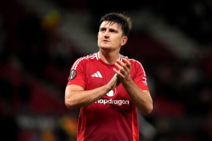 Bek Manchester United, Harry Maguire, mengungkapkan rasa terima kasihnya kepada mantan pelatih tim nasional Inggris, Gareth Southgate, yang disebutnya berperan besar dalam membantu dirinya melewati masa-masa sulit di Old Trafford. (cr/x.com)