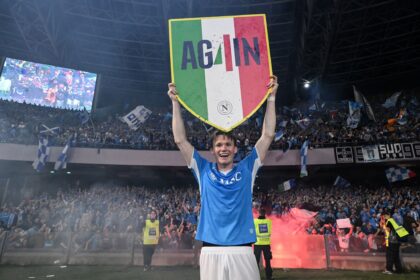 penjualan Scott McTominay menjadi yang paling menonjol saat ini, sebuah langkah yang ternyata pernah diperingatkan oleh Sir Alex Ferguson. (cr/x.com)