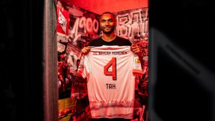 Bayern Munchen telah secara resmi mengumumkan perekrutan bek Jonathan Tah dengan status bebas transfer dari Bayer Leverkusen. (cr/x.com)